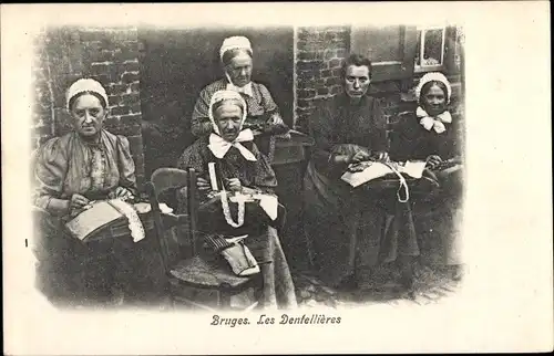 Ak Bruges Brügge Flandern Westflandern, Les Dentellières, Klöpplerinnen bei der Arbeit