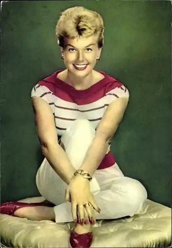 Ak Schauspielerin Doris Day, Portrait