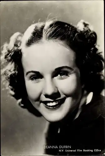 Ak Schauspielerin Deanna Durbin, Portrait