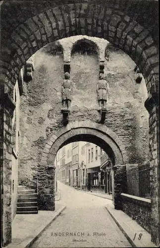 Ak Andernach am Rhein, Blick durch das Rheintor