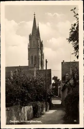 Ak Oschatz in Sachsen, Klostergässchen, Kirche