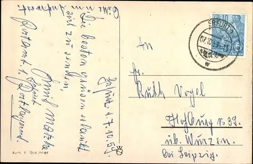 Ak Mädchen mit Terrier, Unzertrennlich