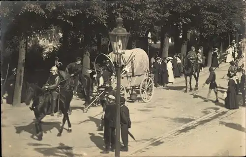 Foto Ak Pirna in Sachsen, Festzug, Planwagen