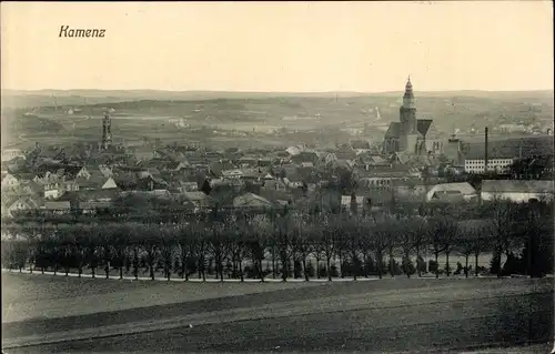 Ak Kamenz in Sachsen, Panorama, Kirche