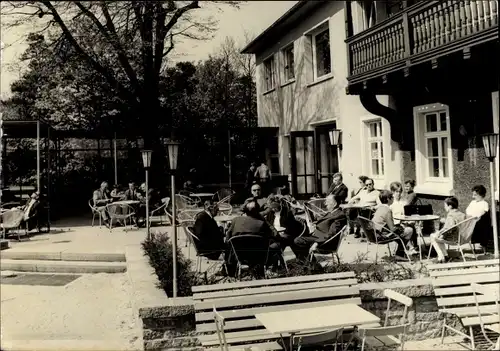 Ak Steina in Sachsen, Terrasse am Schwedenstein, Gäste