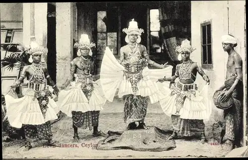 Ak Ceylon Sri Lanka, Devil dancers, Tänzer in Kostümen