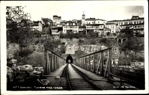 Ak Tirnovo Weliko Tarnowo Bulgarien, Brücke, Tunnel, Stadtansicht