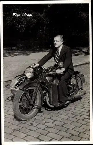 Ak Zijn ideaal, Mann auf einem Motorrad, GZ 52025