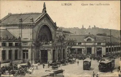 Ak Lüttich Wallonien, Bahnhof Guillemins, Straßenbahnen