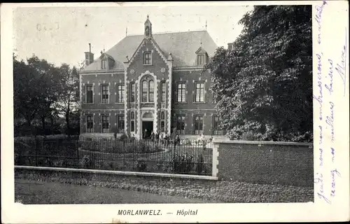 Ak Morlanwelz Wallonien Hennegau, Hopital, Außenansicht mit Garten