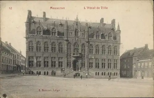 Ak Mouscron Wallonien Hennegau, L'Hotel de Ville, Außenansicht