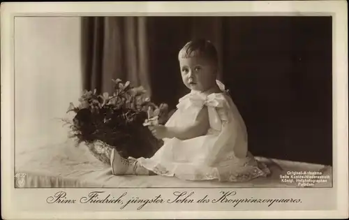 Ak Prinz Friedrich von Preußen, jüngster Sohn des Kronprinzenpaares,