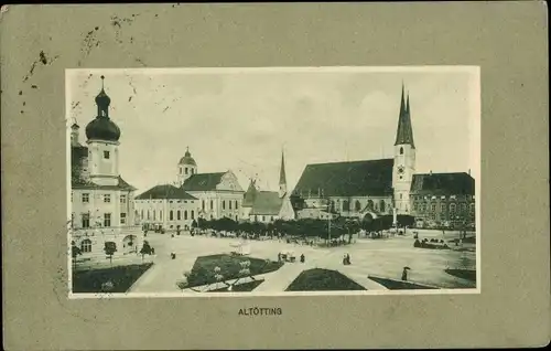Ak Altötting in Oberbayern, Platz mit Kirchen