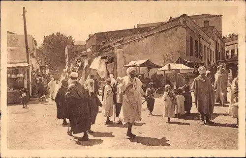 Ak Un soin d'un marché arabe dit El Nedress