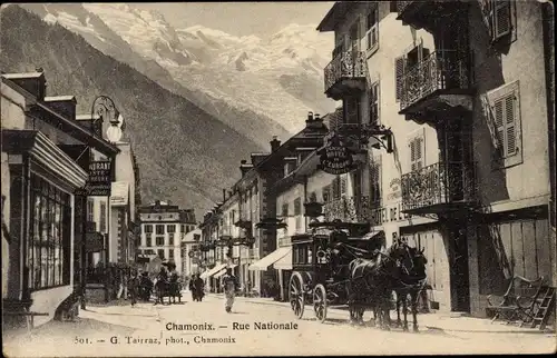 Ak Chamonix Mont Blanc Haute Savoie, Rue Nationale
