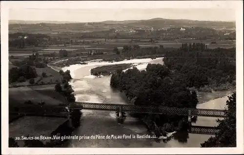 Ak Salies de Béarn Pyrénées Atlantiques, Gesamtansicht, Fluss, Brücke