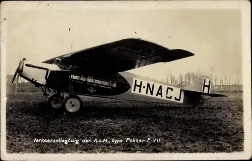 Foto Ak Verkeersvliegtuig der KLM, type Fokker F VII, H-NACJ