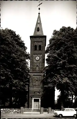 Foto Quickborn in Holstein, Blick auf die Kirche