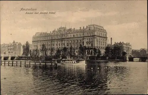 Ak Amsterdam Nordholland Niederlande, Amstel met Amstel Hotel