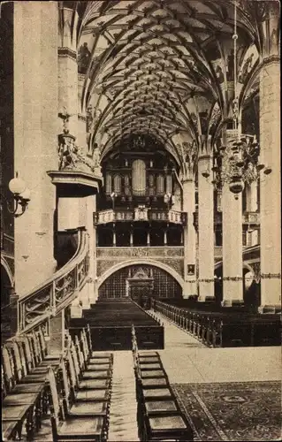 Ak Pirna in Sachsen, Stadtkirche, Innenansicht, Kreuzgang, Bänke, Kanzel, Orgel