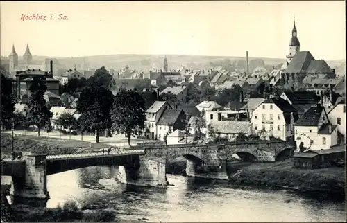 Ak Rochlitz an der Mulde, Muldebrücke, Blick über die Dächer der Stadt, Kirche