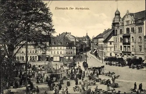Ak Lutherstadt Eisenach in Thüringen, Partie auf dem Marktplatz
