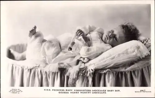 Ak H.R.H. Princess Mary Viscountess Lascelles Baby Son, George Henry Hubert Lascelles