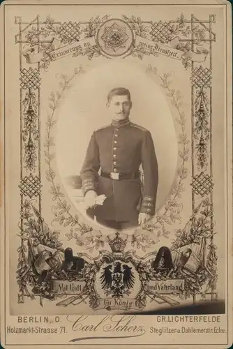 Foto Berlin, Deutscher Soldat Berthold Schütze, Standportrait 1895