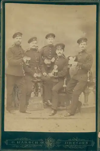 Kabinett Foto Gruppenbild Deutsche Soldaten, Kaiserreich, Reserve 1887, Fotograf Karsch, Dresden