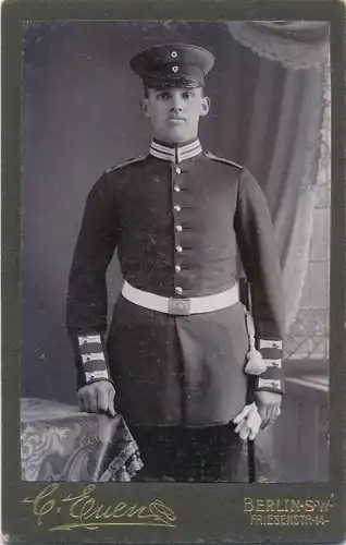 CdV Foto Porträt Deutscher Soldat, Kaiserreich, Säbel, Fotograf C Euen, Berlin