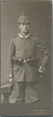 CdV Foto Porträt Deutscher Soldat, Kaiserreich, Pickelhaube, Gürtel, Fotograf Ehrlich, Dresden
