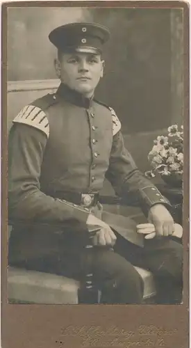 CdV Foto Porträt Deutscher Soldat, Kaiserreich, Fotograf O Schlechtweg, Weimar