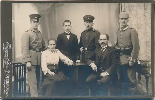 Kabinett Foto Porträt Deutsche Soldaten, Kaiserreich, Familienbild, Fotograf H Schmidt, Olbernhau