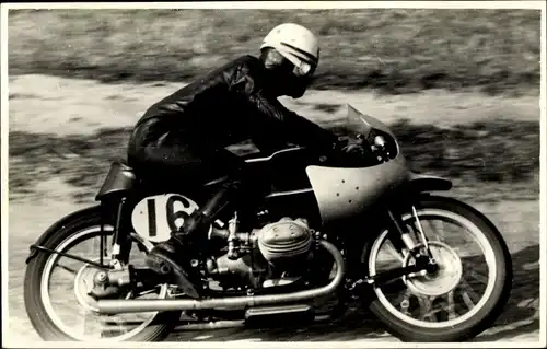 Foto Ak Hohenstein Ernstthal, Sachsenring, Motorrad bei einem Motorradrennen, 16