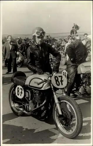 Foto Ak Hohenstein Ernstthal, Sachsenring, Motorrad bei einem Motorradrennen, 87, 66