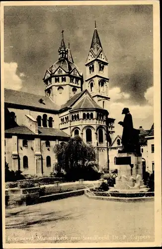 Ak Roermond Limburg Niederlande, Munsterkerk met Standbeeld Dr. P. Cuypers