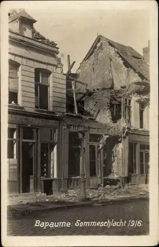 Foto Ak Bapaume Pas de Calais, Sommeschlacht 1916, Ruinen