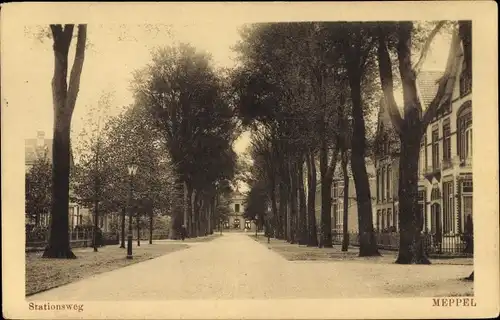 Ak Meppel Drenthe Niederlande, Stationsweg