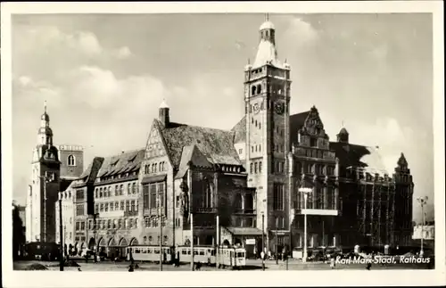 Ak Karl Marx Stadt Chemnitz in Sachsen, Rathaus, Außenansicht, Straßenbahn