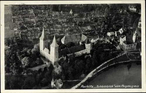 Ak Rochlitz an der Mulde, Schloss, Blick auf den Ort, Fliegeraufnahme