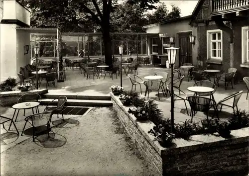 Ak Steina in Sachsen, Berggaststätte Schwedenstein, Terrasse