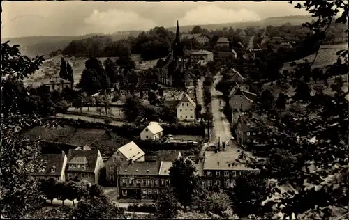 Ak Berggießhübel in Sachsen, Panorama, Kirche