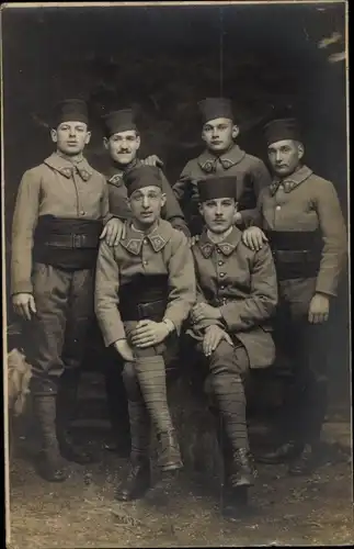 Foto Ak Französische Soldaten in Uniformen, Gruppenaufnahme
