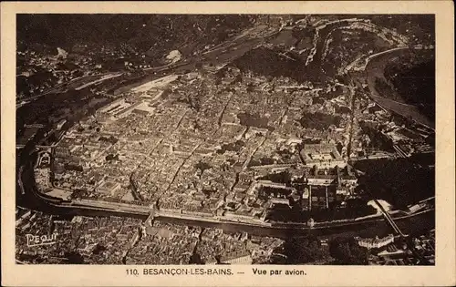Ak Besançon Doubs, Fliegeraufnahme vom Ort