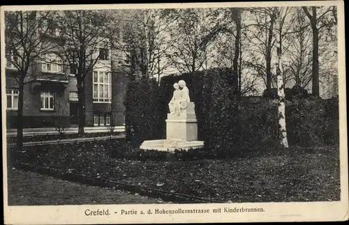Ak Krefeld am Niederrhein, Partie a. d. Hohenzollernstraße mit Kinderbrunnen
