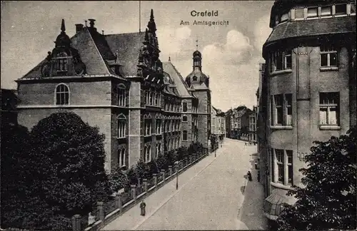 Ak Krefeld am Niederrhein, Am Amtsgericht