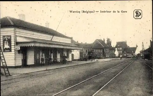 Ak Wervicq Westflandern, Intérieur de la Gare, Bahnhof, Gleisseite
