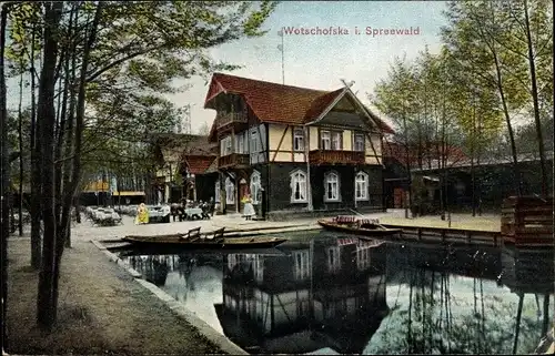 Ak Wotschofska Lübbenau im Spreewald, Terrassenpartie, Boote