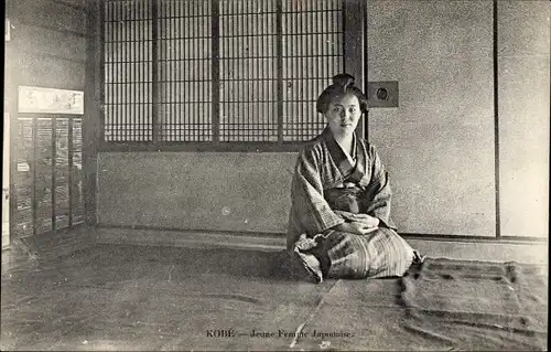 Ak Kobe Hyogo Prf. Japan, Jeune Femme Japonaise, Japanische Frau in Volkstracht