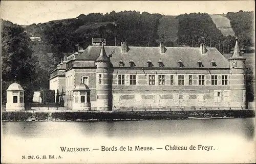 Ak Waulsort Hastière Wallonien Namur, Bords de la Meuse, Chateau de Freyr